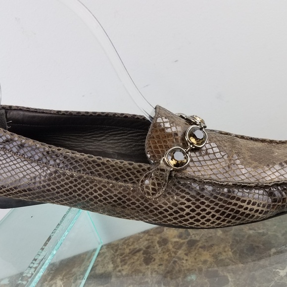 Stuart Weitzman Brown Snakeskin Driving Loafer 7.5 - Picture 1 of 8